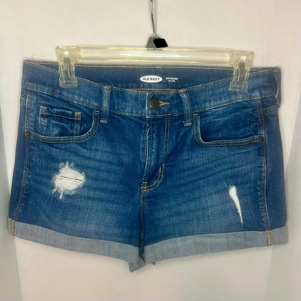 Old Navy Boyfriend Mid-Rise Distressed Denim Shorts size 4